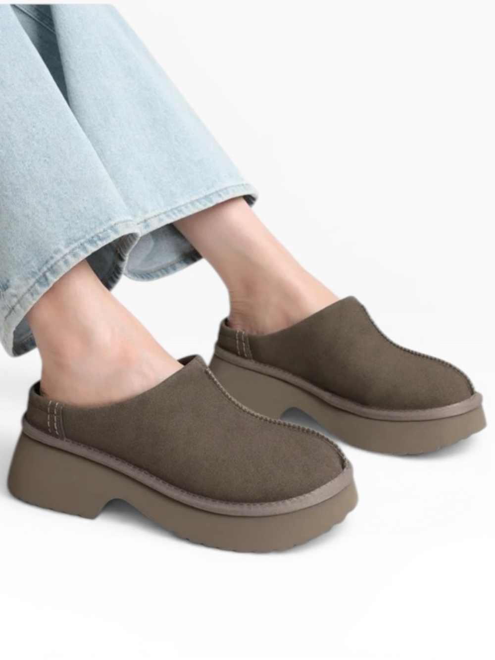 Project Cloud Johnna Genuine Suede Slip-on Clogs in Mushroom Size 8.5 NWT